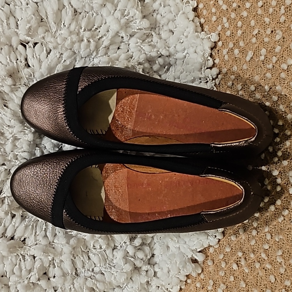 Clarks Slip-on Shoes - Picture 11 of 15